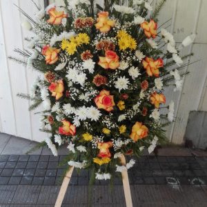 COMO HACER UNA CORONA DE FLORES para difuntos